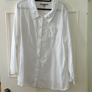 FLAX Big white linen shirt. Large. Long sleeves.